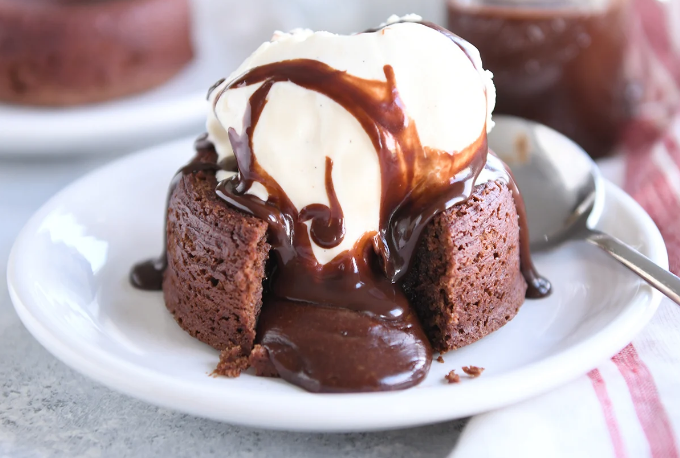 Molten Chocolate Lava Cupcakes Recipe: Irresistible Delight