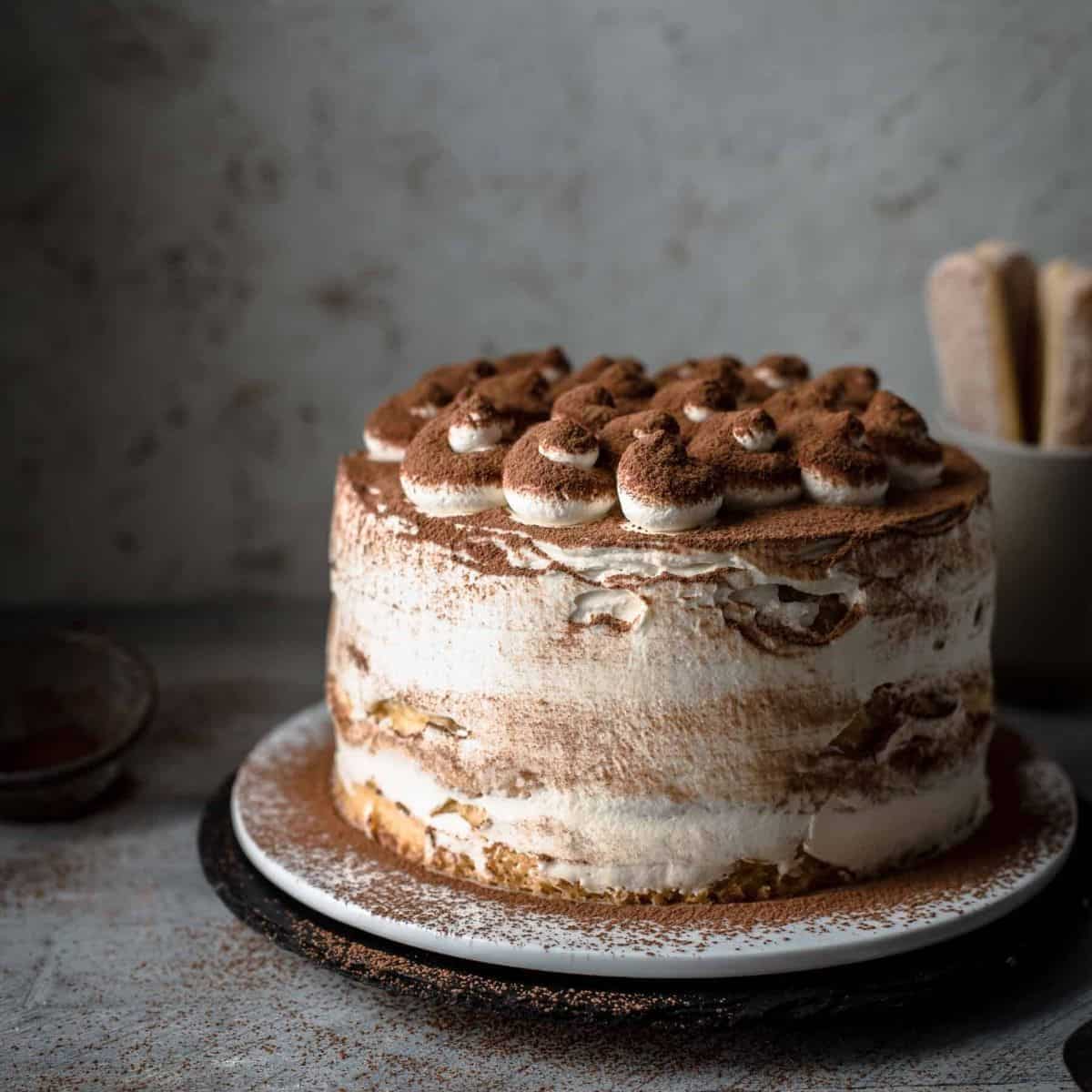 Round Tiramisu Cake: Indulge in Heavenly Layers